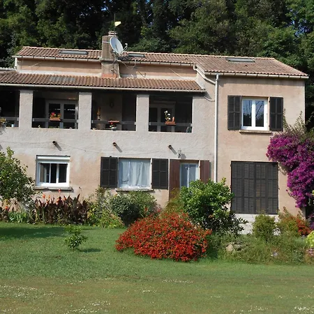 La Riviere Apartment