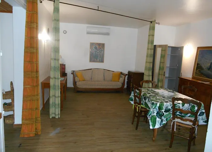 La Riviere Appartement *